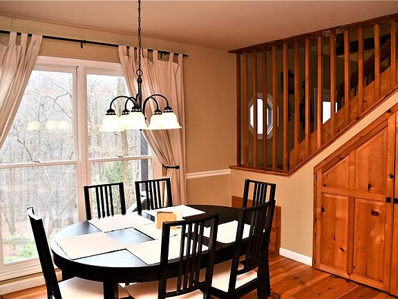 5th image of 602 Bellflower Dr