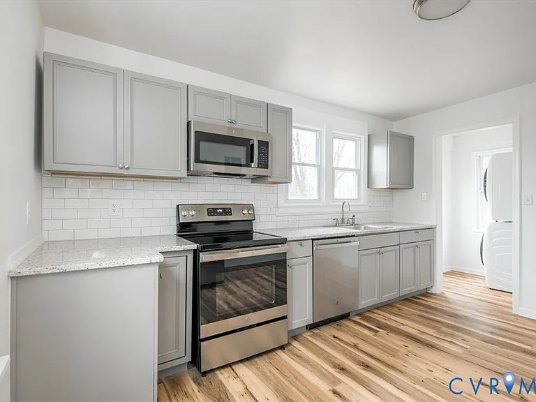 2726 Alexander Ave — Photo 18