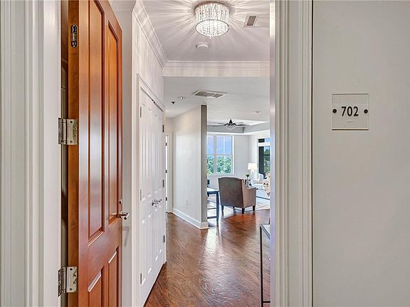2nd image of 2881 Peachtree Rd NE APT 702