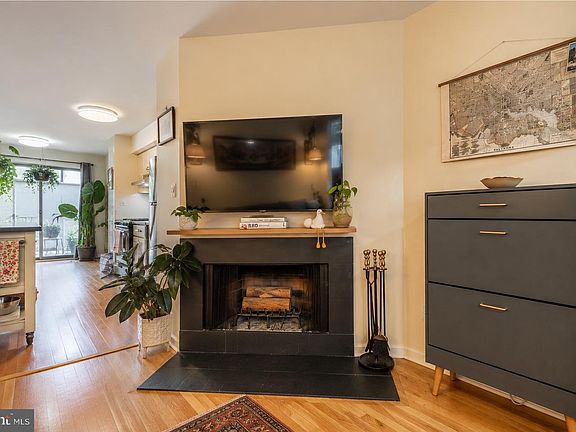 5th image of 1247 Knox Ct