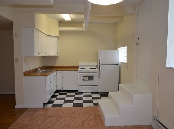 5th image of 3941 N Janssen Ave #I