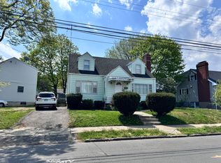 195 Stratfield Pl, Bridgeport, CT 06606