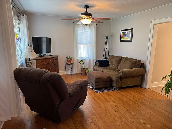 2nd image of 618 S Lott Blvd