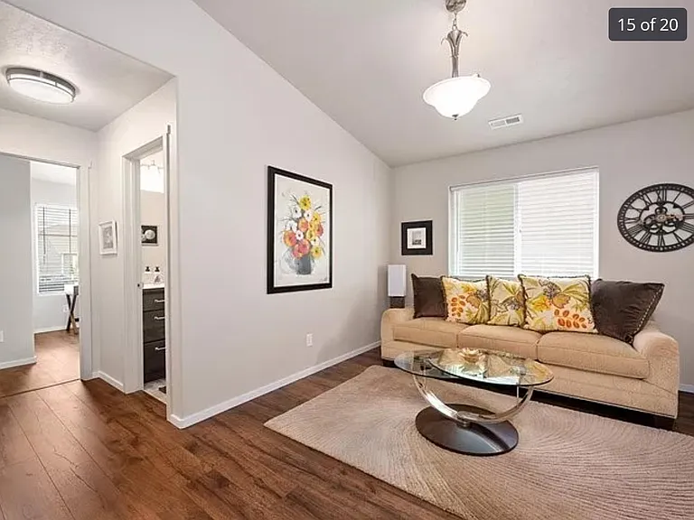 8903 N Cheltenham Ct — Photo 18