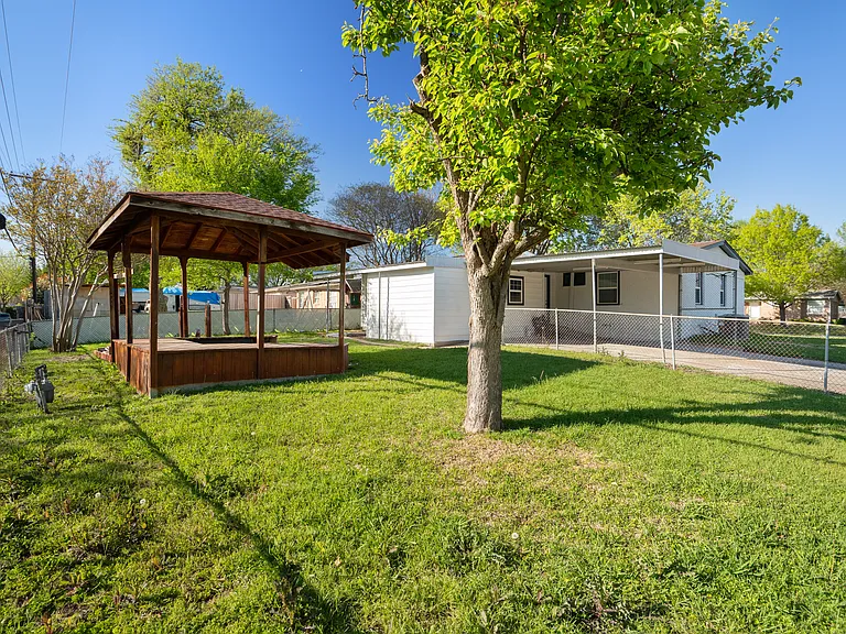 10403 Sandra Lynn Dr — Photo 25