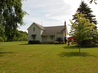 6400 N Wacousta Rd, Fowler, MI 48835