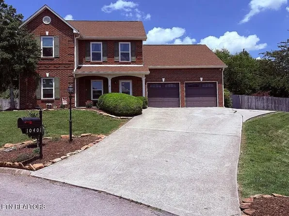10401 Almanac Ln, Knoxville, TN 37932