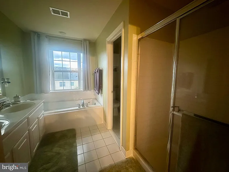 1025 Gaither Rd — Photo 14