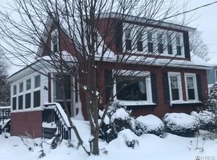 36 Maple St, Arcade, NY 14009