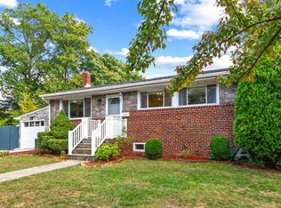 12121 Livingston St, Silver Spring, MD 20902