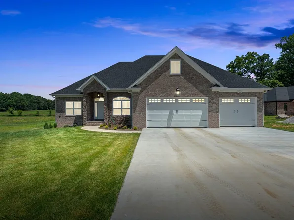 1755 Hazel Farms Ln, Bowling Green, KY 42103