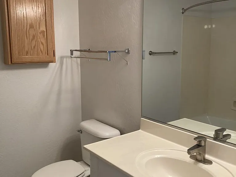 339 N Rush St — Photo 17