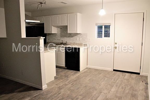 2nd image of 5803 Wellington Dr