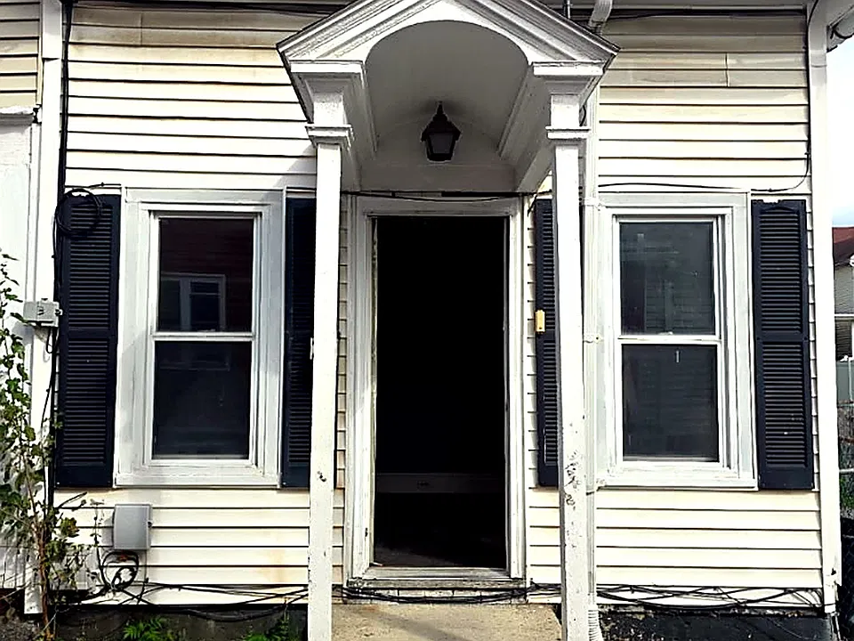 21 Schuylkill Ave
