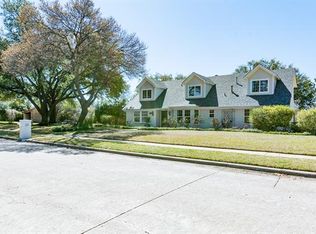 23 Bunker Hl, Richardson, TX 75080