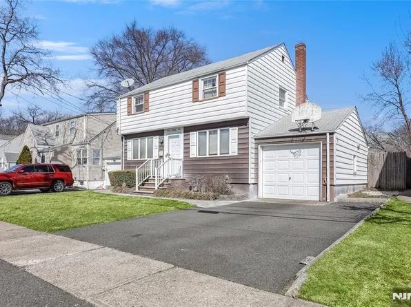 3-21 33rd St, Fair Lawn, NJ 07410