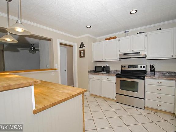 5th image of 1210 Hilltop Dr