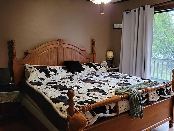 5th image of 1607 Amy Street
