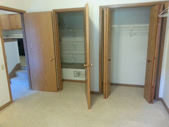 4th image of 344 W Dayton St APT 1G