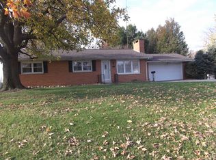 713 S 9th St, Petersburg, IN 47567
