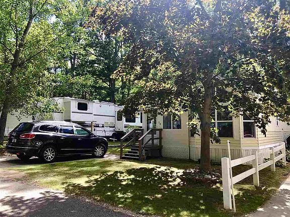 3rd image of 2757 Owens Dr Unit 70