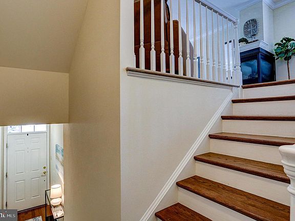 3rd image of 153 Country View Way