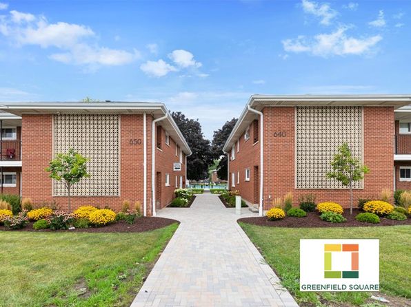 Greenfield Square LLC | 640-650 Colonial Ln, Des Plaines, IL