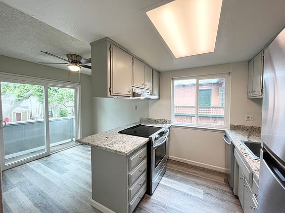 2nd image of 1711 27th St APT C
