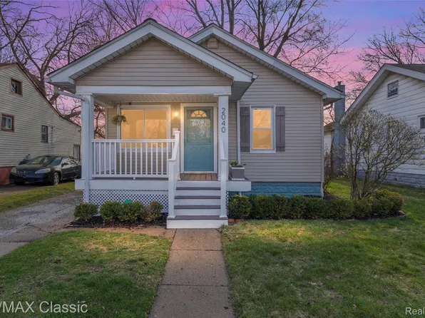 2040 Symes St, Ferndale, MI 48220