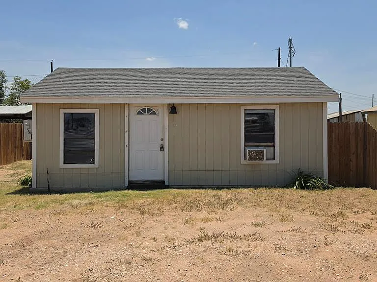 617 Drury Ln — Photo 1