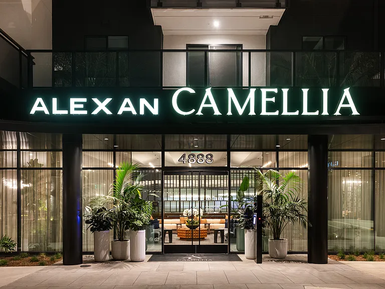 Alexan Camellia — Photo 31
