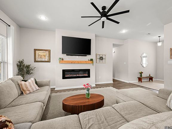 5th image of 23165 Berry View Dr