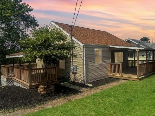 129 Walker Rd, Follansbee, WV 26037