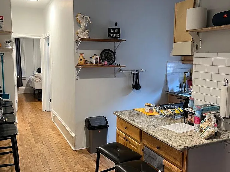 2026 E Allegheny Ave #2R — Photo 1