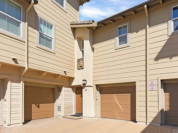 2nd image of 41539 Blue Canyon Ave Unit 4