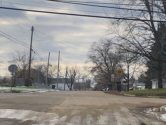 5th image of 2192 E Bergin Ave