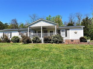 1017 Rocky Mountain Ln, Jonesville, NC 28642