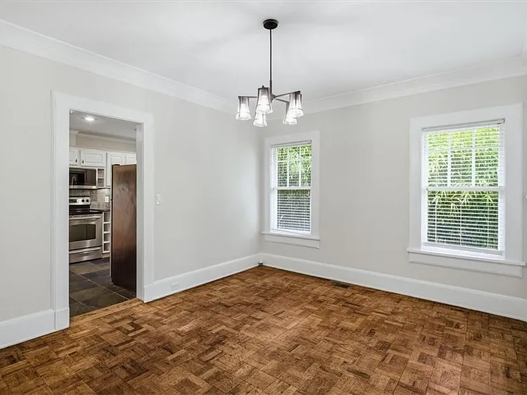 1513 Melrose Dr SW — Photo 9