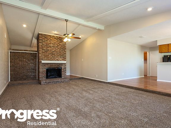 4th image of 2421 Heathercrest Dr