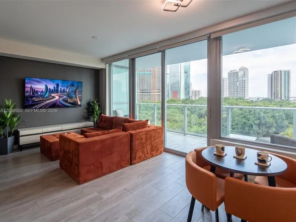 1600 SW 1st Ave, Miami, FL