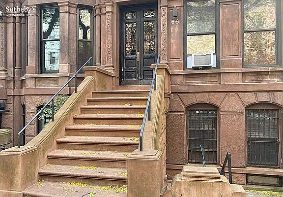 5th image of 66 W 89th St APT 1F
