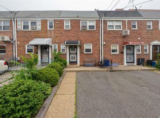 4721 210th St, Bayside, NY 11361