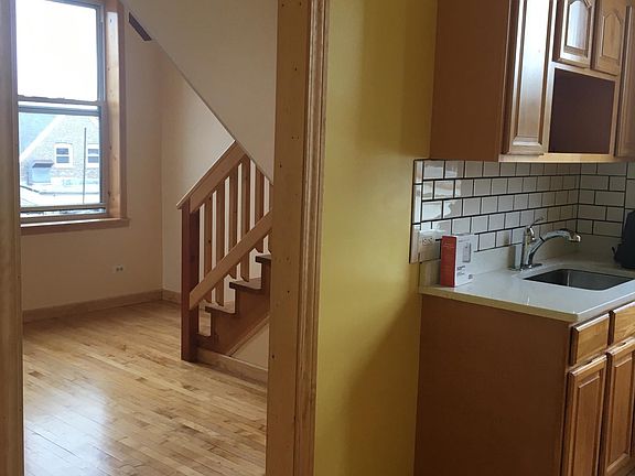 3rd image of 2451 S Saint Louis Ave APT 3