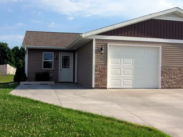 2307 Peters Dr #1, Eau Claire, WI 54703