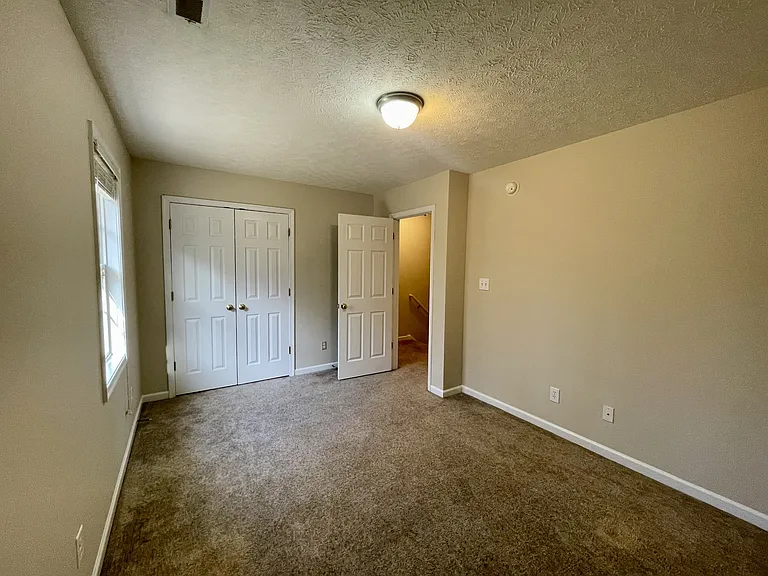 125 Primrose Ln #B — Photo 18