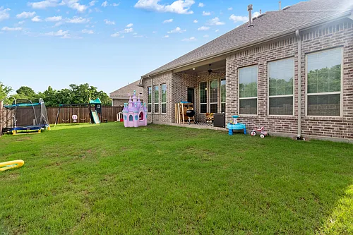800 Gray Hawk Ln Photo 1