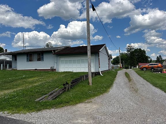 2nd image of 154 Center St