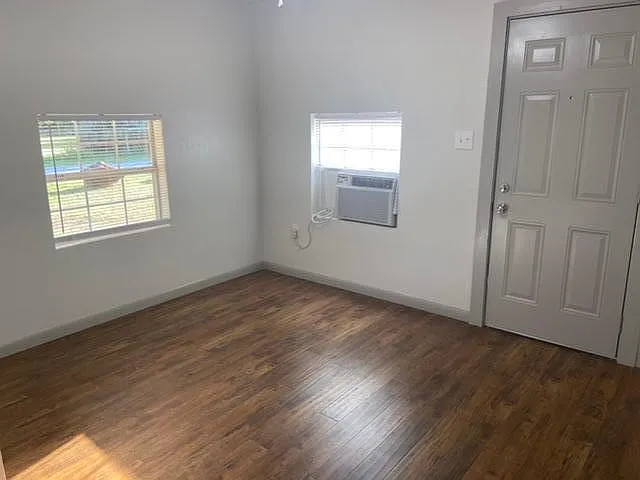 217 Burton Hill Rd — Photo 14