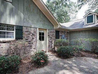 3rd image of 200 Whippoorwill Rd