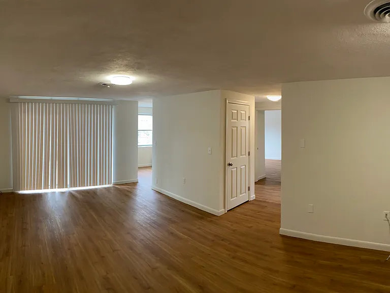 34 Salem End Rd #7B — Photo 2
